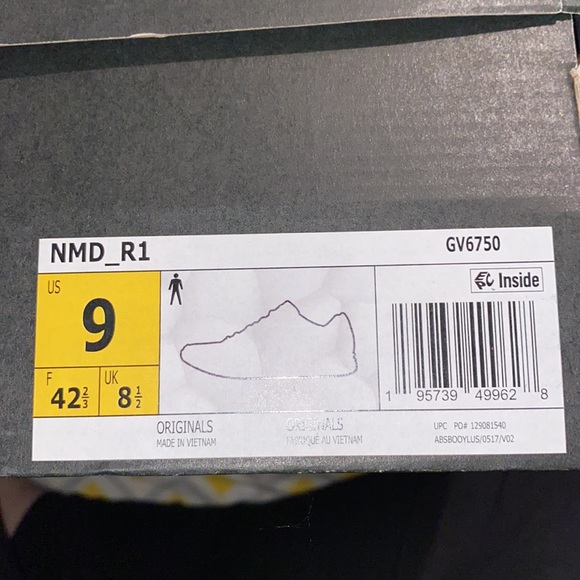 Adidas NMD _R1 women size 9 - Picture 7 of 7